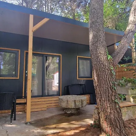 Mobile Superior Campsite *